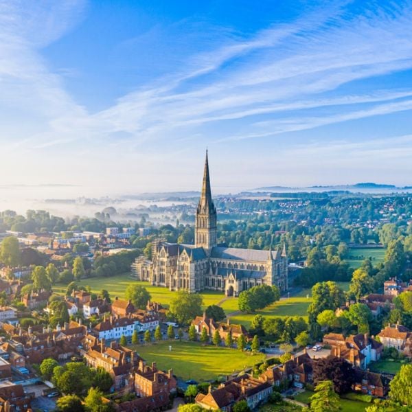 A Journey Through England’s Iconic Cities and Landmarks