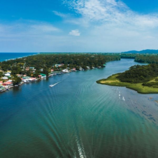 15-Day Nature Lover’s Escape: Costa Rica Adventure from Cloud Forests to Tropical Beaches