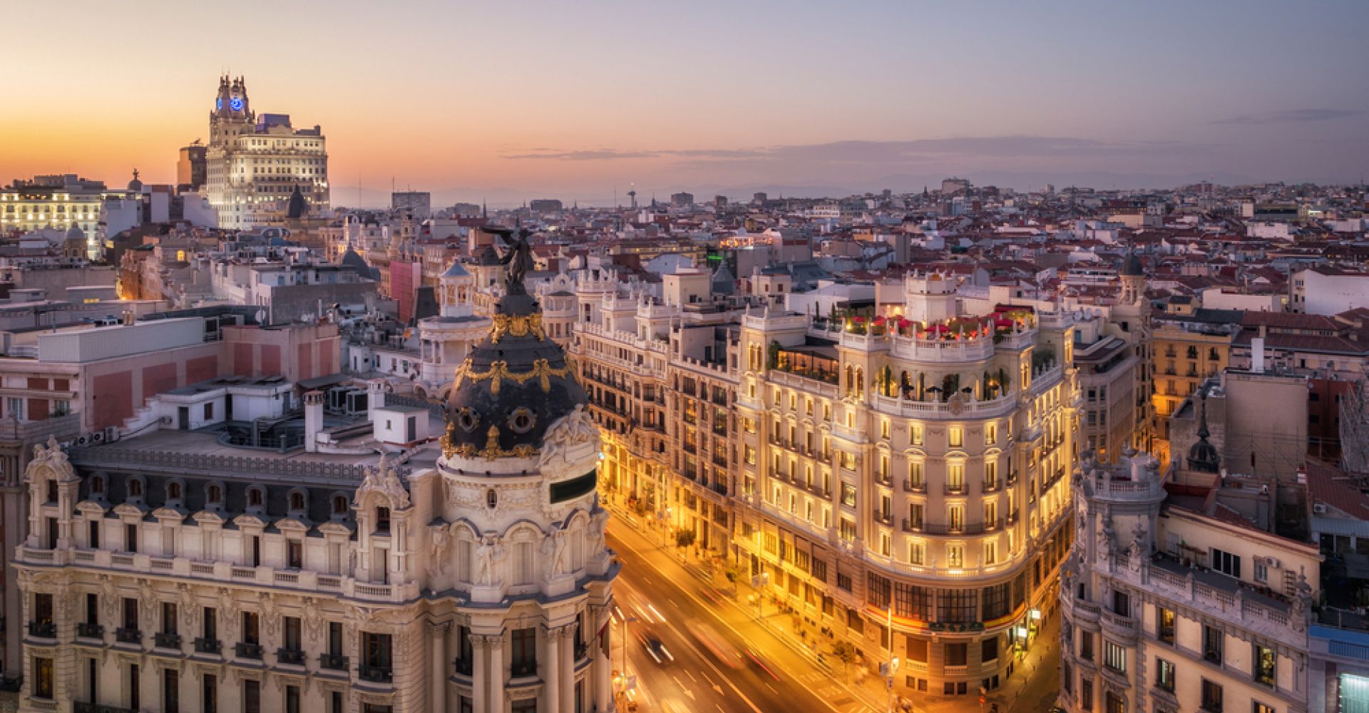 Explore Spain’s Cities and Landscapes in 14 Days with Your Loved Ones