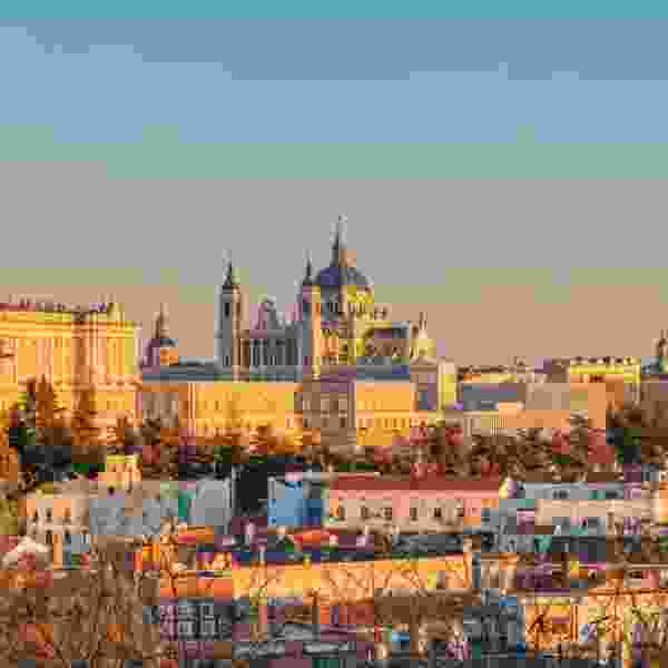 Explore Spain’s Cities and Landscapes in 14 Days with Your Loved Ones