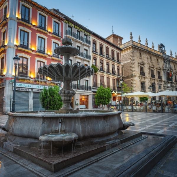 Private tours reveal the history, art and traditions of Jewish communities in this 10 Day trip