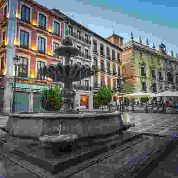 Private tours reveal the history, art and traditions of Jewish communities in this 10 Day trip