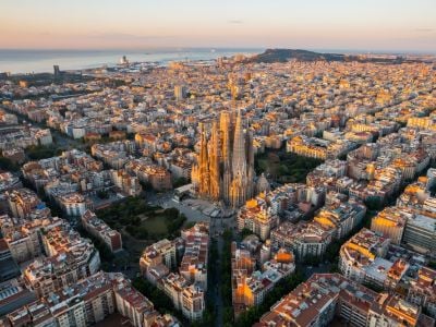 Explore Barcelona, Ronda, Granada and other iconic cities with expert guides in 13 Days