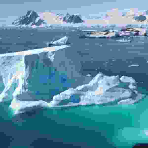 Explore in 11 Days the World’s Last Frontier, Patagonia & Antarctica, in Comfort and Style
