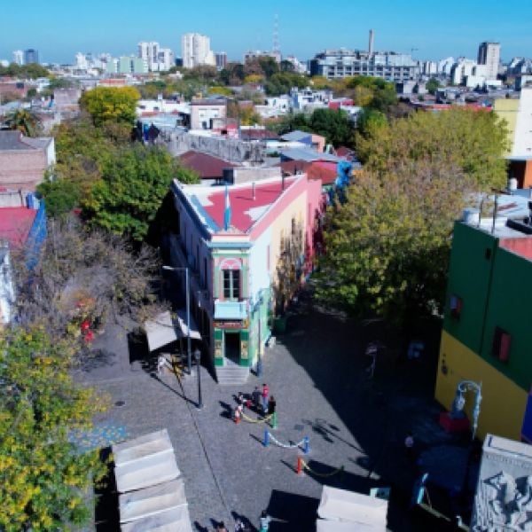 Discover the Cosmopolitan, Patagonian & Tropical Wonders of Argentina in 12 Days