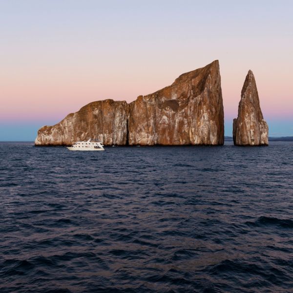 Peru & the Galápagos: A Spectacular Adventure full of Beautiful  Landscapes