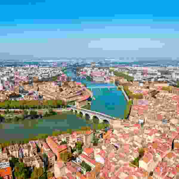 Southwest France by Car in 10 Days: Vineyards, Villages & a lot of Nature