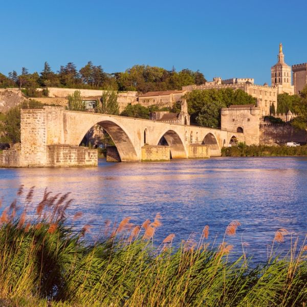 Provence on Foot: An 8-Day Luberon Hiking, Family & Nature Escape
