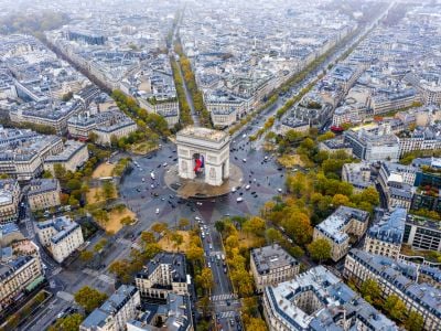 France for Families in 14 Days: Castles, Coasts & a Trip through the Loire, Brittany, Normandy & Paris