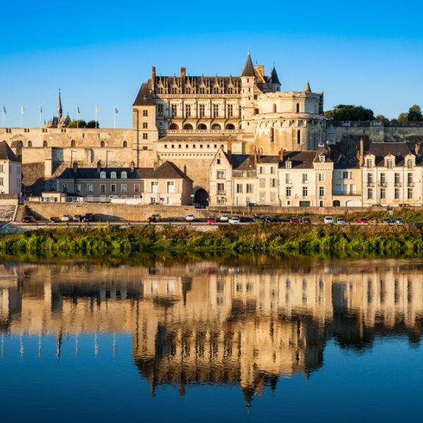 France for Families in 14 Days: Castles, Coasts & a Trip through the Loire, Brittany, Normandy & Paris