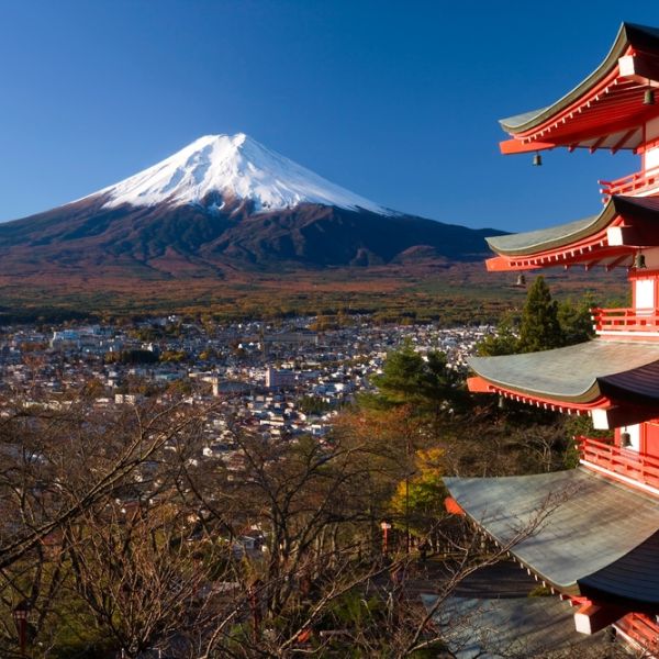 Japan in Spring: Cherry Blossoms, Adventure & Timeless Beauty in 10 Days