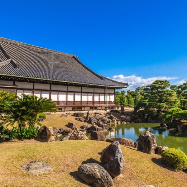 Discover, through hands-on Experiences for All Ages, Tokyo, Kamakura, Mount Fuji, Kyoto and Osaka in 9 Days