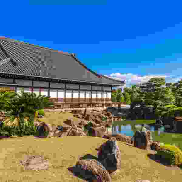 Discover, through hands-on Experiences for All Ages, Tokyo, Kamakura, Mount Fuji, Kyoto and Osaka in 9 Days