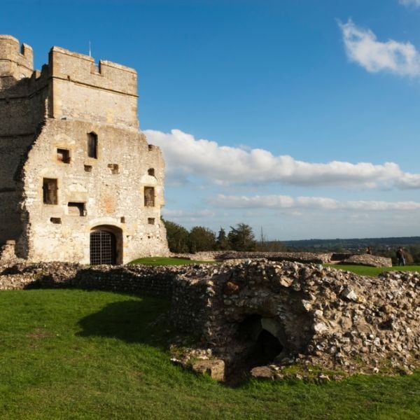An English 10-Day Journey Through the World of Downton Abbey