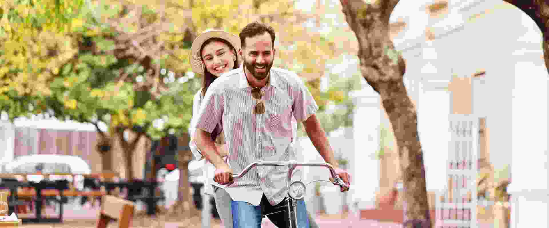 A couple having their honeymoon in Italy