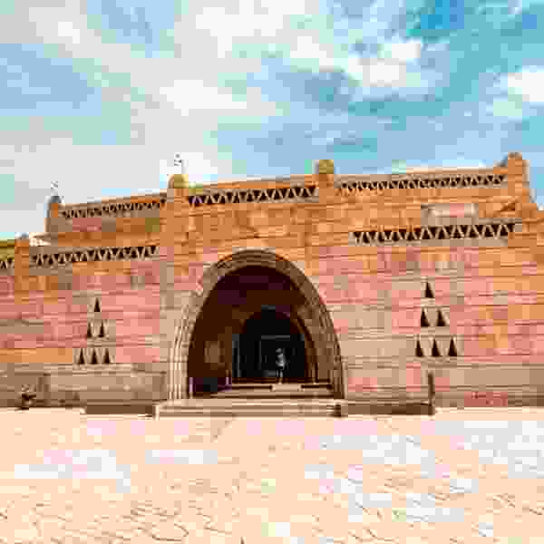 8-Day Tailored Egypt Highlights: Cairo, Alexandria, Luxor & Aswan in Depth