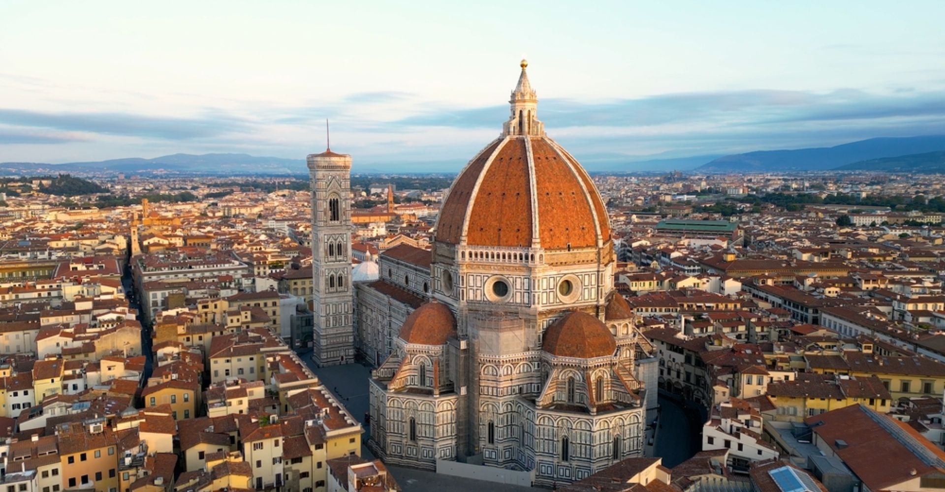 Tuscany’s Timeless Romance: A Honeymoon Through Florence and the Vineyards