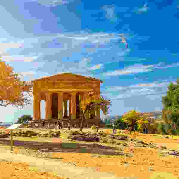 Sicilian Romance: A Honeymoon Through Sun, Sea and Experiences