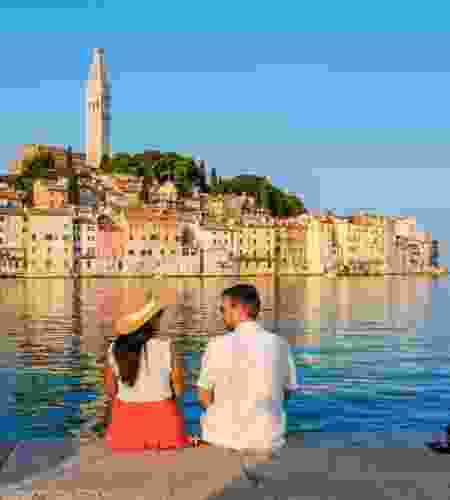 Luxurious Honeymoon in Croatia: Experiencing intimate walks through old towns, boat trip and private dinners