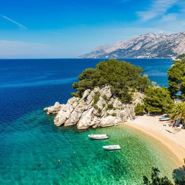 Luxurious Honeymoon in Croatia: Experiencing intimate walks through old towns, boat trip and private dinners