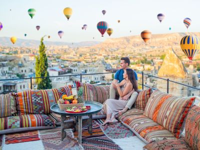 Cave Suites & Candlelight: Cappadocia and Istanbul for Two