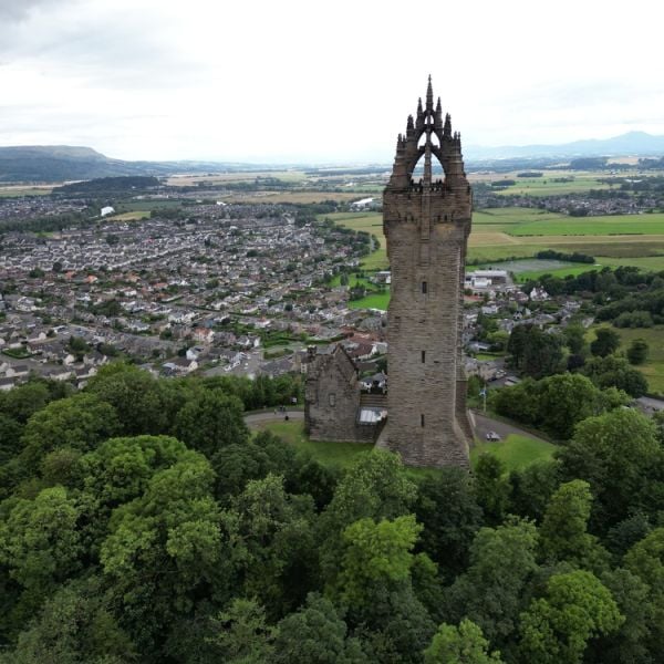 Custom Itinerary for a Classic European Adventure: London, Manchester, Edinburgh and Glasgow