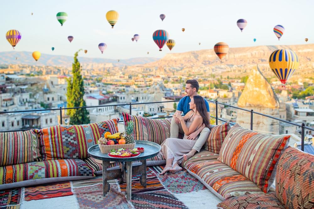 Cappadocia couple
