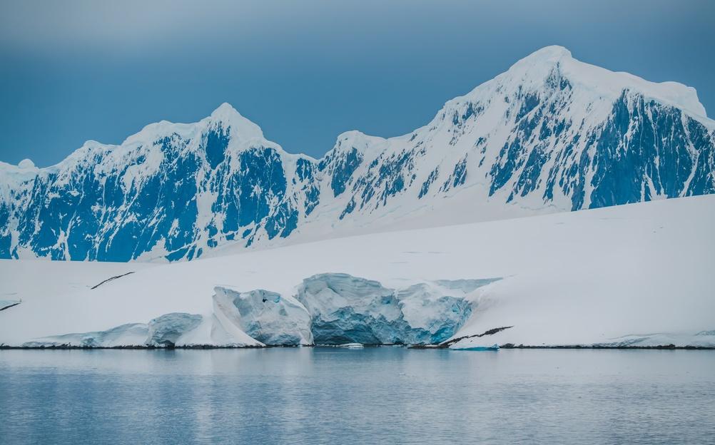 Antarctic Neumayer Channel Range, Argentina