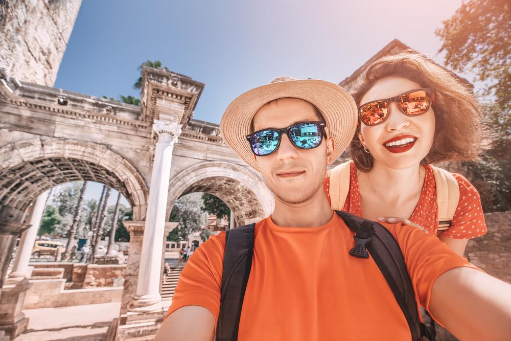 Antaly ancient view couple