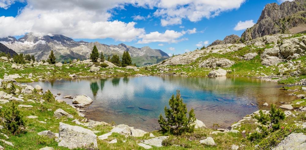 Lake Perramo and Pérdiguero, Benasque valley, Pyrenees