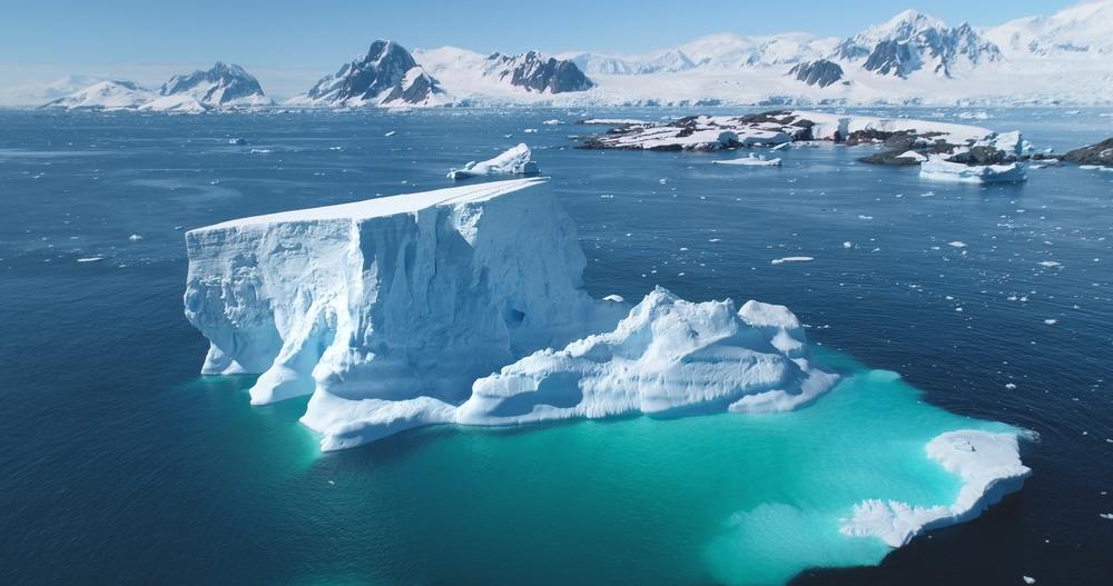 Iceberg calving in Antarctica, Chile