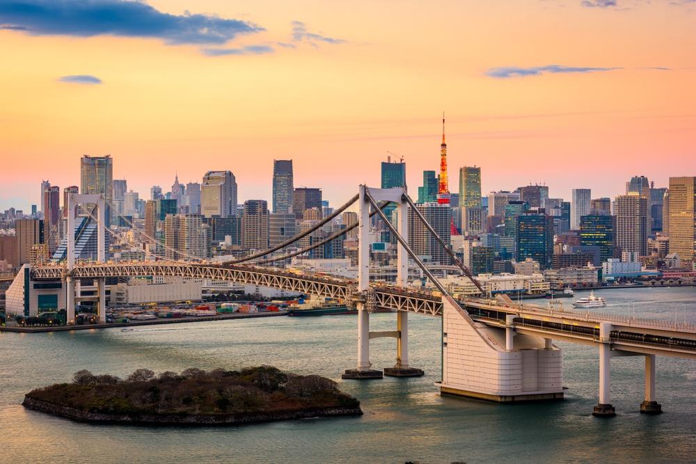 Panorama of the Tokyo skyline with the Rainbow Bridge, Japan