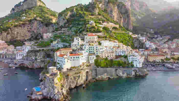 Sorrento sits right on the beautiful coastline
